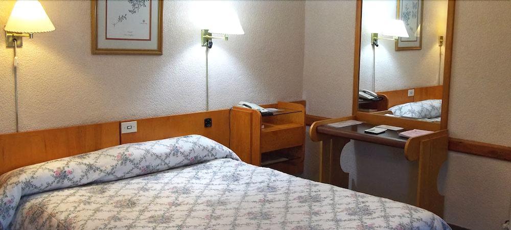 Hotel Tehuelche เอสเกล ภายนอก รูปภาพ