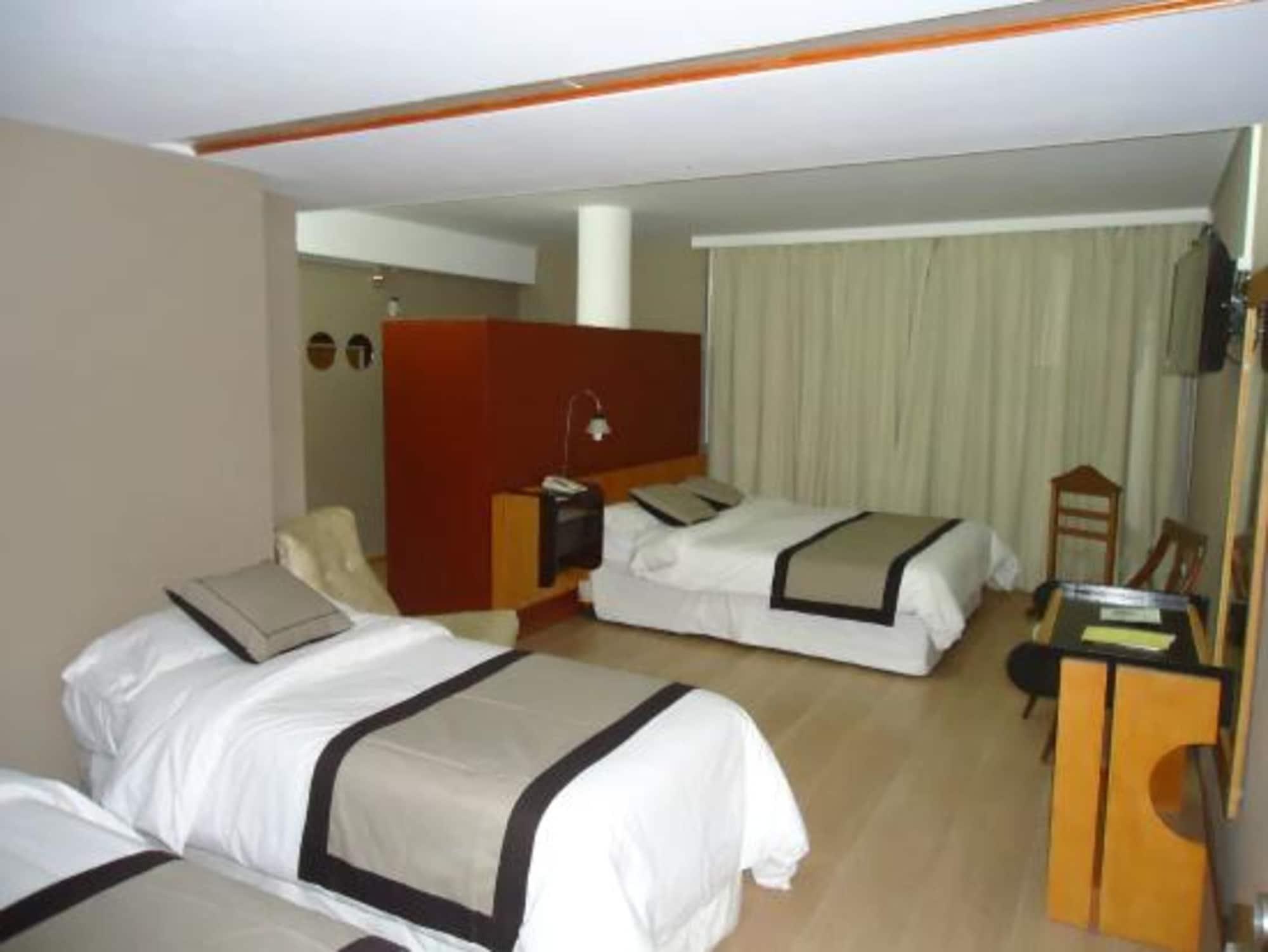 Hotel Tehuelche เอสเกล ภายนอก รูปภาพ