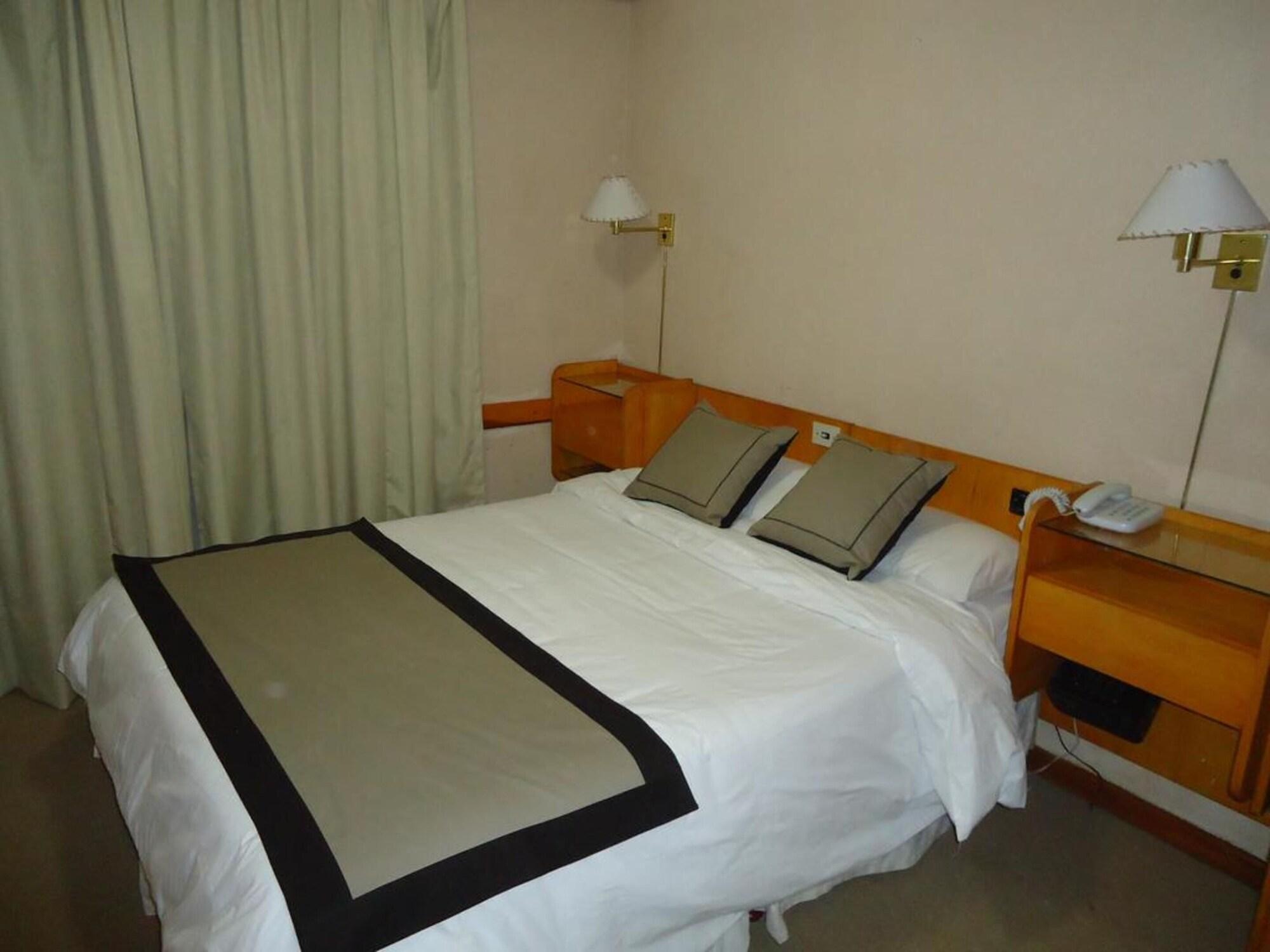 Hotel Tehuelche เอสเกล ภายนอก รูปภาพ