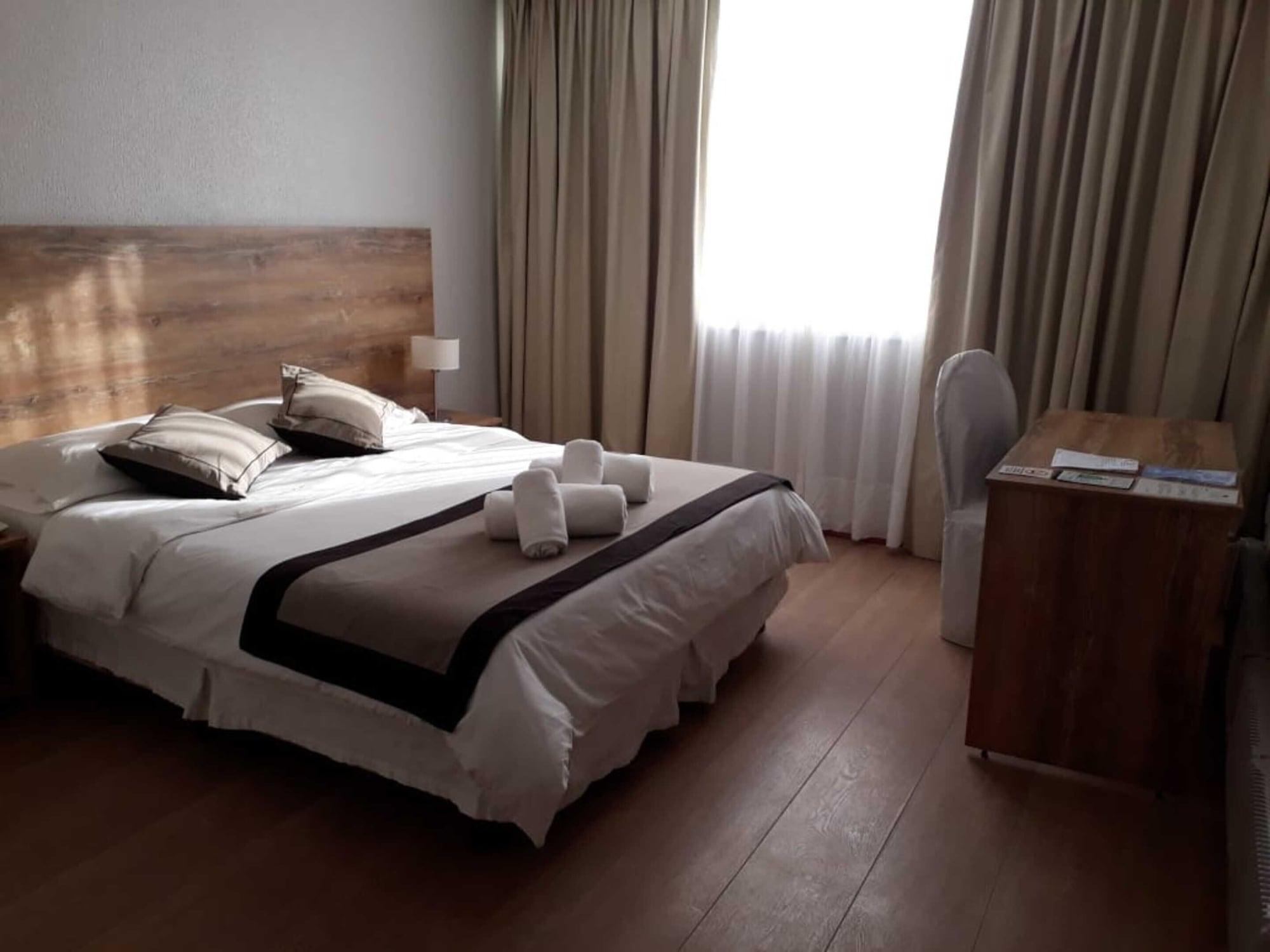 Hotel Tehuelche เอสเกล ภายนอก รูปภาพ